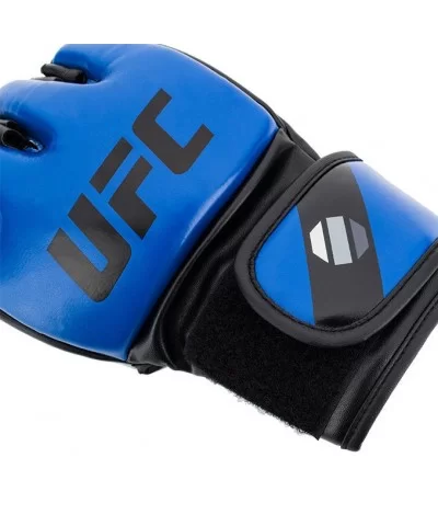 UFC 5 oz MMA Blue Gloves $10.92 EQUIPMENT